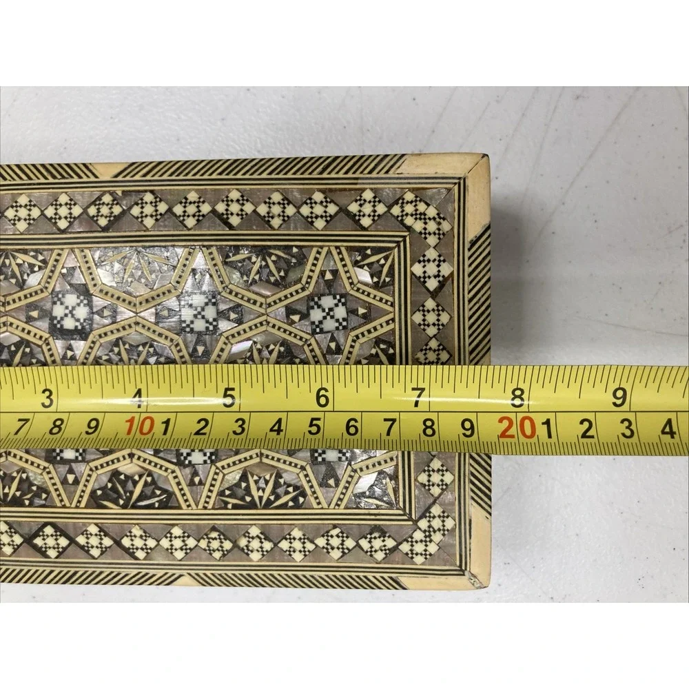 Vtg Inlaid Wood and Mother Of Pearl Wood Jewelry Israel Trinket Box 7.75 x 4.85